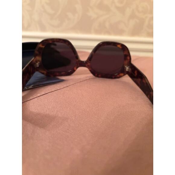 FREYRS oversized sunglasses main image 9
